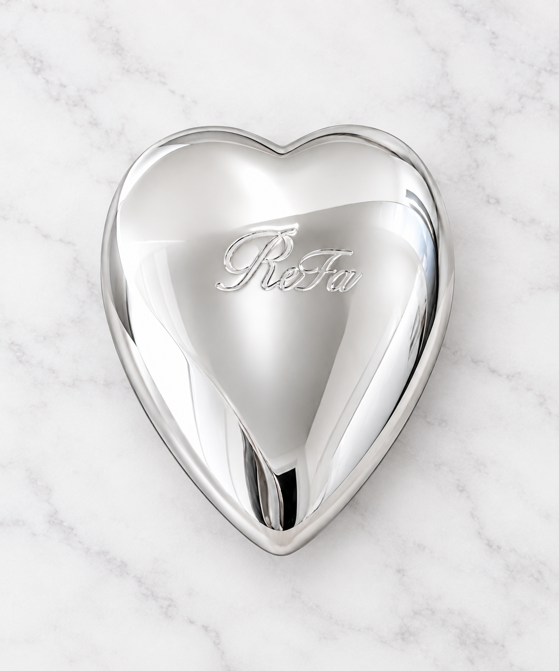 ReFa HEART BRUSH（リファ ハートブラシ）シルバーの表側